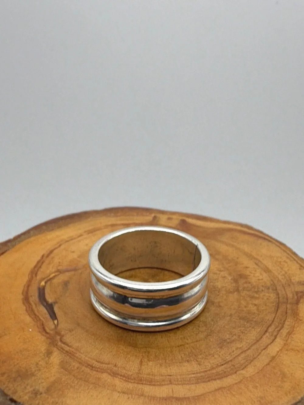 10mm Sterling Silver Men's Band Ring - Classic Polished Design - Size 7.75 -9.9g